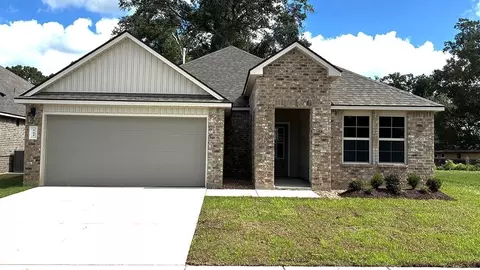 345 White Pine Dr, Lafayette, LA 70501