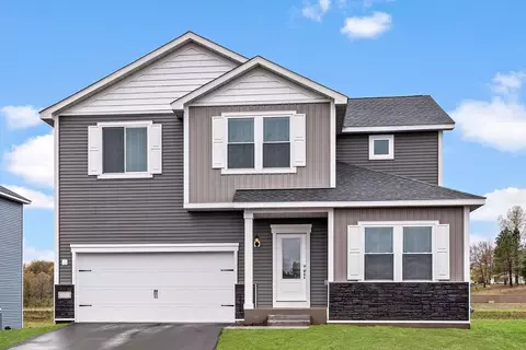 Exterior - 600 Redwood Loop N, Cambridge, MN 55008 photo 5 of 8