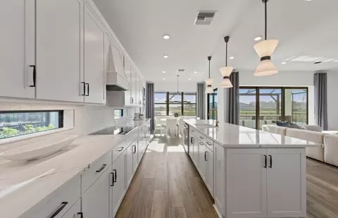 Kitchen - 616 Cotella Cv, Bradenton, FL 34212 photo 2 of 5
