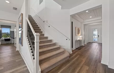 Entry Way - 616 Cotella Cv, Bradenton, FL 34212 photo 3 of 5