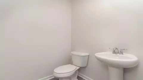 Bath - 2608 Hudson Trl, Conway, SC 29526 photo 1 of 3