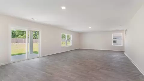 Living - 2608 Hudson Trl, Conway, SC 29526 photo 2 of 5