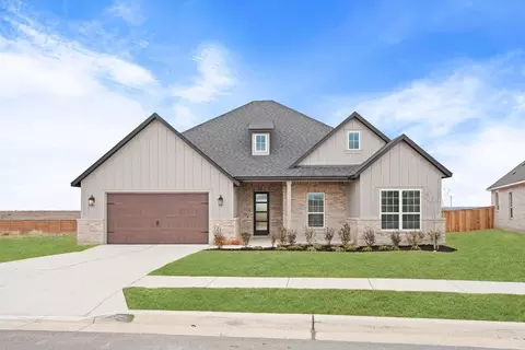 Exterior - 108 E Luna Blue Ln, Jarrell, TX 76537 photo 3 of 8