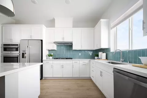 Kitchen - 261 Blue Wing, Irvine, CA 92618 photo 1 of 4
