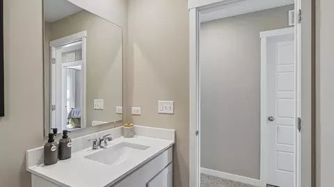 Bath - 13511 S Mesa Dr, Plainfield, IL 60585 photo 6 of 8