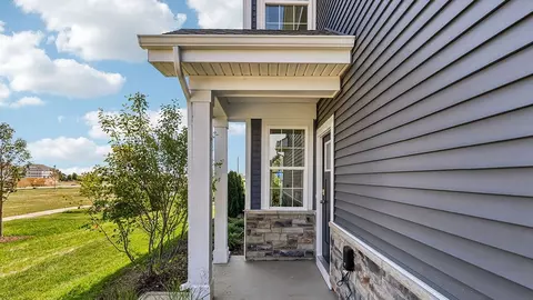 Exterior - 13511 S Mesa Dr, Plainfield, IL 60585 photo 2 of 3