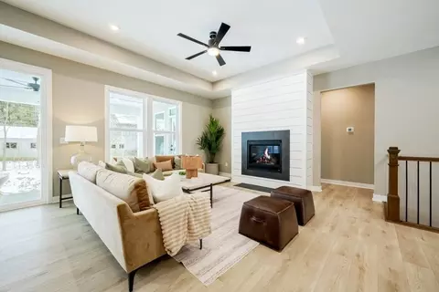 Living - 9570 Jadestone Way, Indianapolis, IN 46239 photo 6 of 6