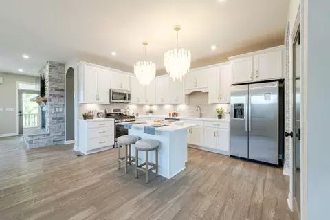 Kitchen - 9570 Jadestone Way, Indianapolis, IN 46239 photo 5 of 6