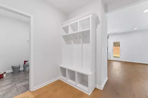 Entry Way - 432 Lakeview Way, Lagrange, GA 30241 photo 2 of 4