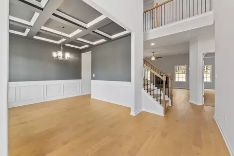 Entry Way - 432 Lakeview Way, Lagrange, GA 30241 photo 1 of 4