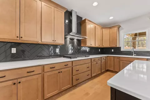 Kitchen - 432 Lakeview Way, Lagrange, GA 30241 photo 5 of 6