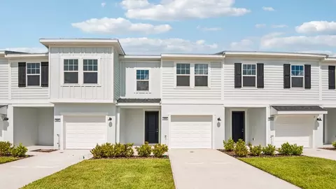 6856 Holcombe Down Dr, Zephyrhills, FL 33541