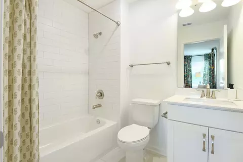 Bath - 182 Brook Forest Dr, Saint Augustine, FL 32092 photo 5 of 5