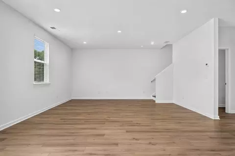 Living - 191 Hal Ct, Winder, GA 30680 photo 1 of 6