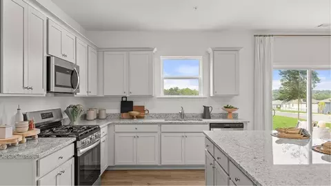 Kitchen - 191 Hal Ct, Winder, GA 30680 photo 4 of 7