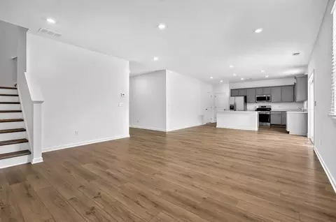Living - 191 Hal Ct, Winder, GA 30680 photo 5 of 6