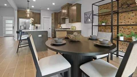 Dining - 861 W 83rd St, Tulsa, OK 74132 photo 2 of 3