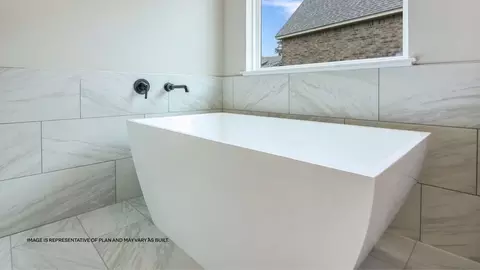 Bath - 861 W 83rd St, Tulsa, OK 74132 photo 5 of 13
