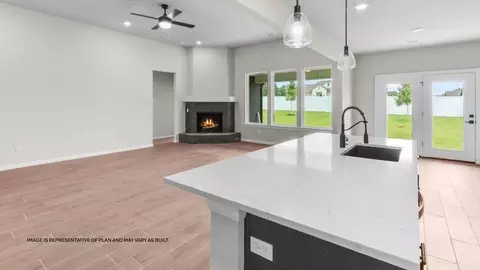 Living - 861 W 83rd St, Tulsa, OK 74132 photo 3 of 5