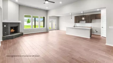Living - 861 W 83rd St, Tulsa, OK 74132 photo 1 of 4