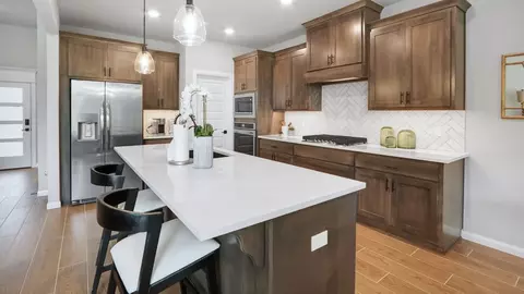 Kitchen - 861 W 83rd St, Tulsa, OK 74132 photo 10 of 11