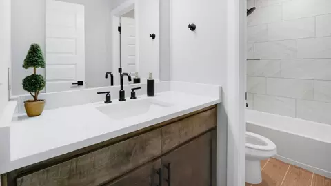 Bath - 861 W 83rd St, Tulsa, OK 74132 photo 13 of 13