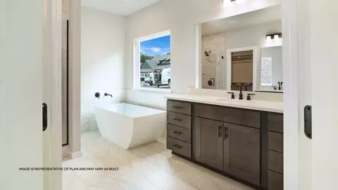Bath - 861 W 83rd St, Tulsa, OK 74132 photo 3 of 13