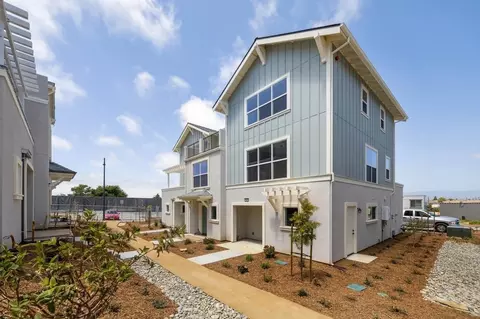 105 Skyline Vista Way, Watsonville, CA 95076