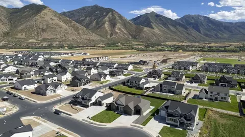 View/Area - 718 N 1600 E, Salem, UT 84653 photo 14 of 19