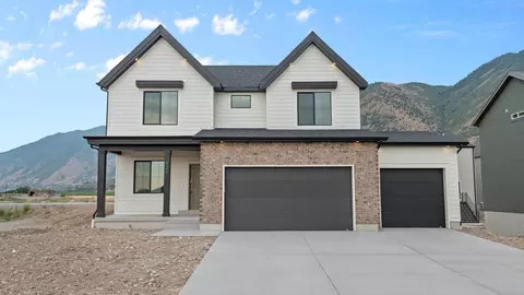 718 N 1600 E, Salem, UT 84653