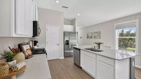 Kitchen - 339 Chambers Ave, Yulee, FL 32097 photo 3 of 3