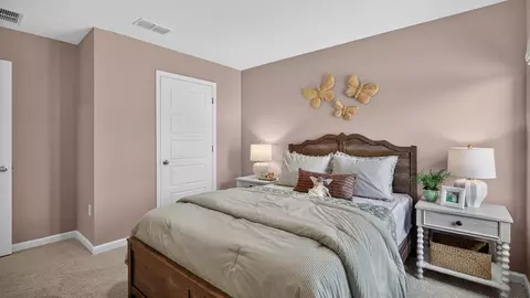 Bedroom - 339 Chambers Ave, Yulee, FL 32097 photo 5 of 9
