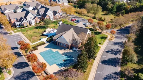 View/Area - 100 Durham St, Smithfield, VA 23430 photo 6 of 11