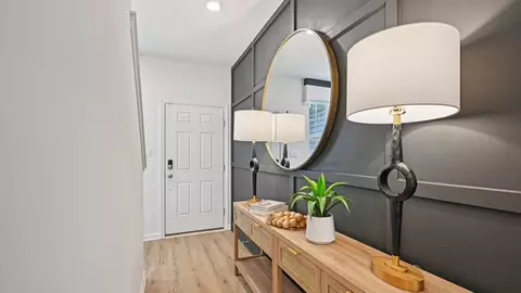 Entry Way - 12 Whaler Dr, Runnemede, NJ 08078 photo 1 of 3