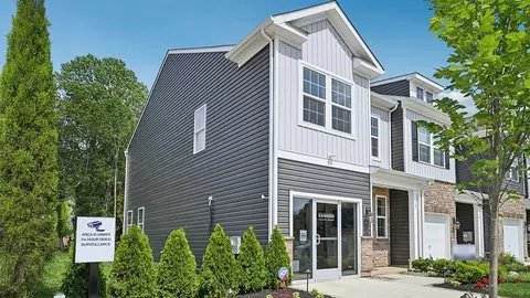 Exterior - 12 Whaler Dr, Runnemede, NJ 08078 photo 7 of 14