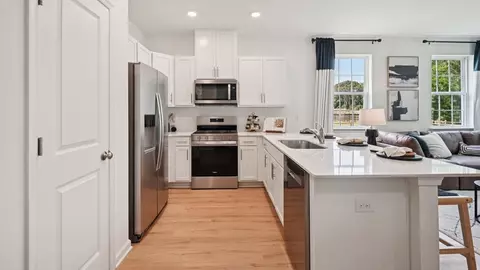 Kitchen - 12 Whaler Dr, Runnemede, NJ 08078 photo 2 of 6