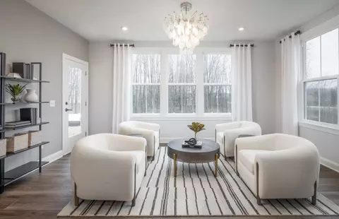 Living - 265 Seamore Rd, Aurora, OH 44202 photo 2 of 2
