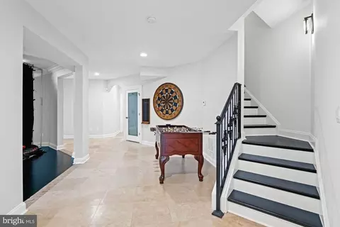 Entry Way - 11200 River Rd, Potomac, MD 20854 photo 10 of 10