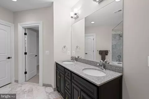 Bath - 11200 River Rd, Potomac, MD 20854 photo 4 of 6