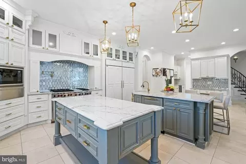 Kitchen - 11200 River Rd, Potomac, MD 20854 photo 1 of 13