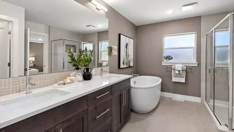Bath - 9202 NE 186th Pl, Bothell, WA 98011 photo 4 of 10