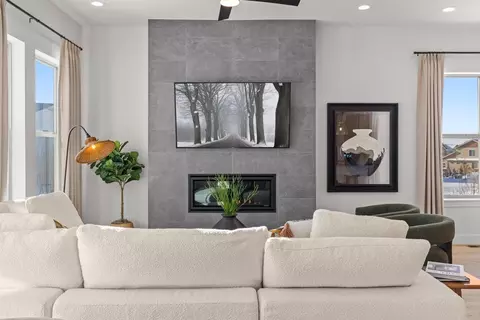 Living - 2093 Falling Leaf, Windsor, CO 80550 photo 7 of 8