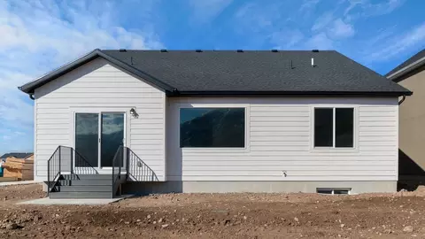 Exterior - 718 N 1600 E, Salem, UT 84653 photo 6 of 12