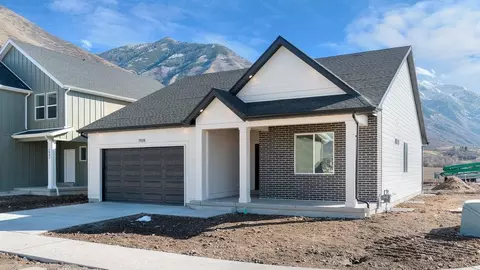 Exterior - 718 N 1600 E, Salem, UT 84653 photo 3 of 12