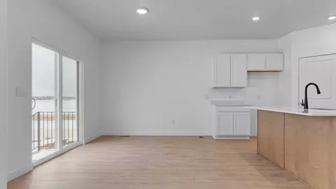 Living - 718 N 1600 E, Salem, UT 84653 photo 2 of 5