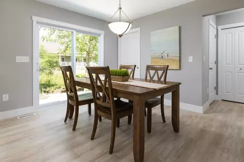 Dining - Woodridge Drive, Saint Johns, MI 48879 photo 2 of 3