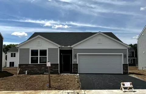 329 Honeysuckle St, South Bloomfield, OH 43103