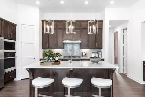 Kitchen - 325 Vale Run, Kyle, TX 78640 photo 2 of 11