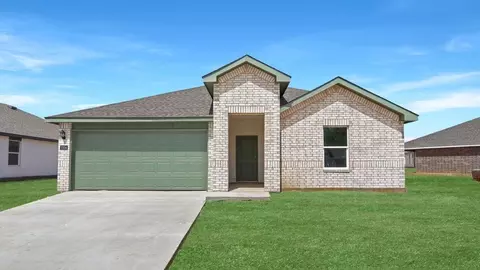 2204 E Toledo St, Broken Arrow, OK 74012