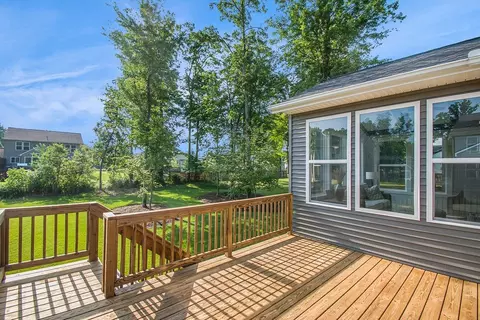 Exterior - 11350 Traverse Dr, Grand Ledge, MI 48837 photo 12 of 12